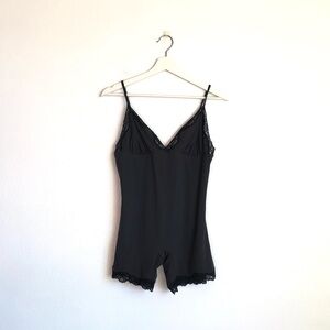 SKIMS Fits Everybody Lace Triangle Onesie Romper | Onyx Black, Size 2X